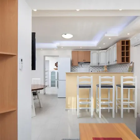 Apartament Knez With Terrace Makarska