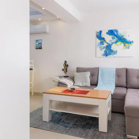 Apartman Knez With Terrace Makarska